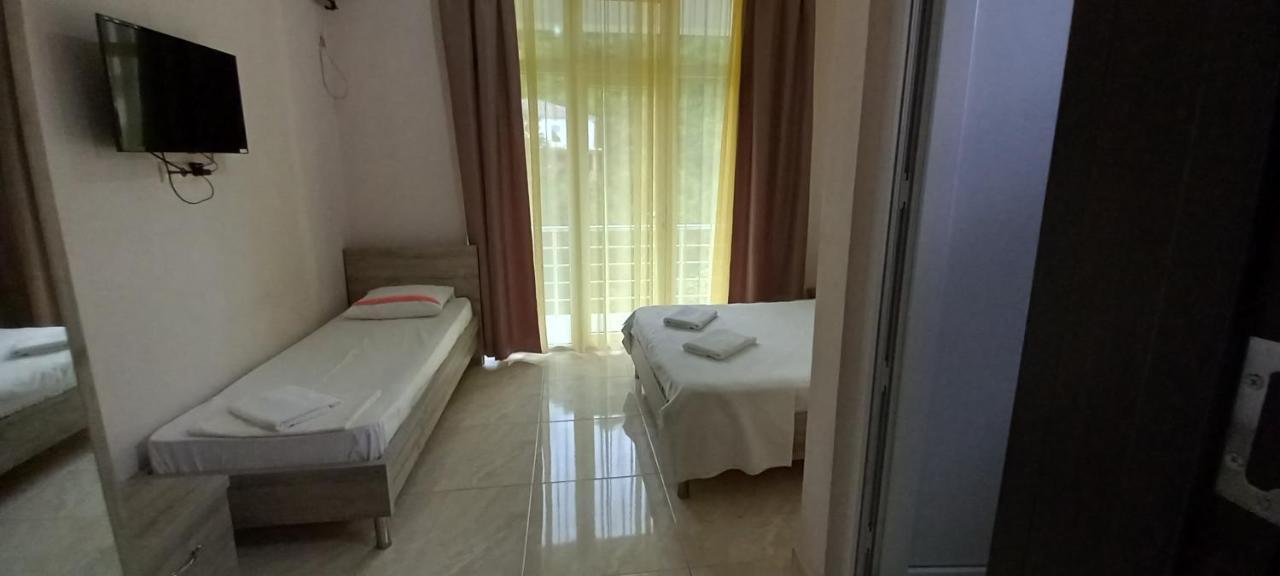 Guest House Marineza Gonio Exterior photo